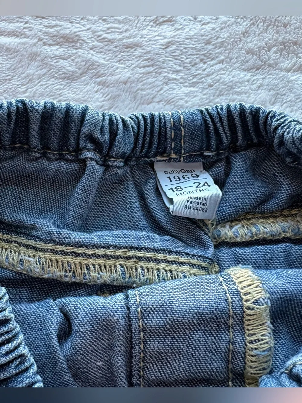 GAP two piece